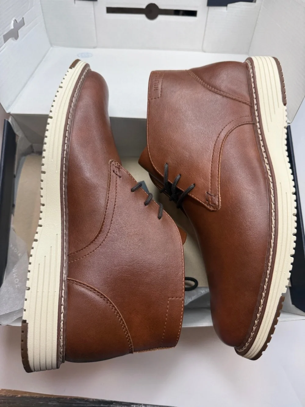 Tommy Hilfiger Men's Harbin Elevated Chukka Boots- Size 9M